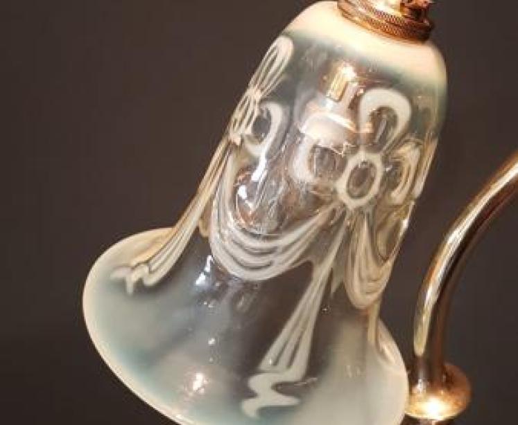 Superb Adjustable Brass Lamp and Vaseline Shade - Image 6