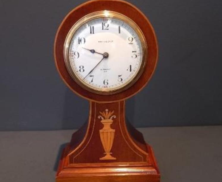 Antique Sheraton Inlaid Vase Decoration Mantel Clock - Image 1