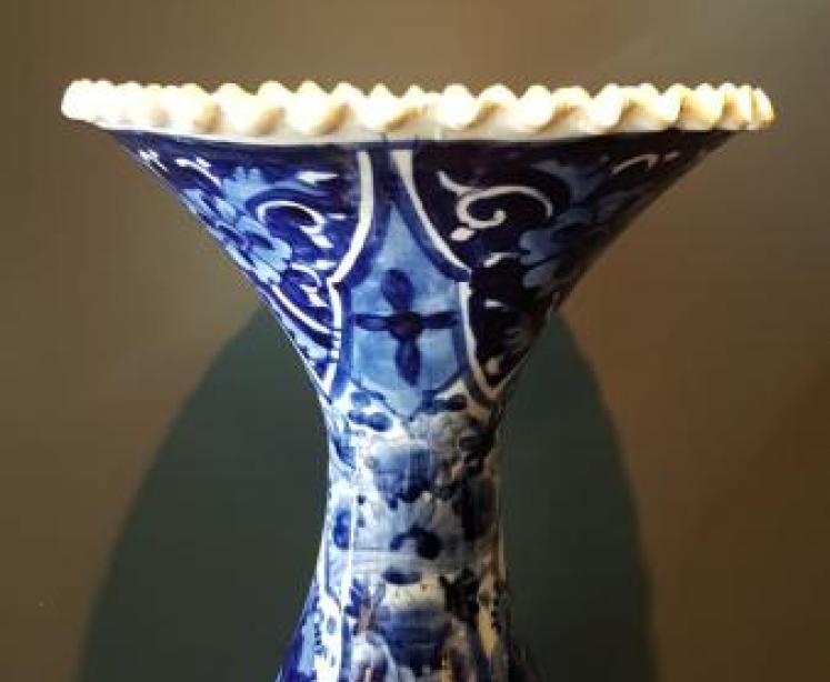 Victorian Chinese Export Vase - Image 2