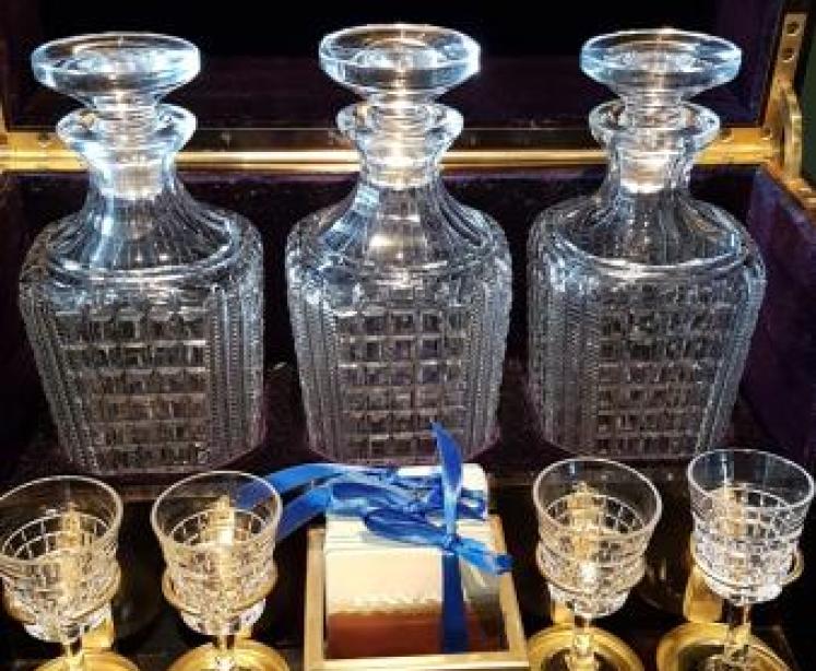 Outstanding Victorian Tantalus Box - Image 6