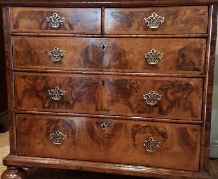 George I Walnut Chest of Drawers - Image 2