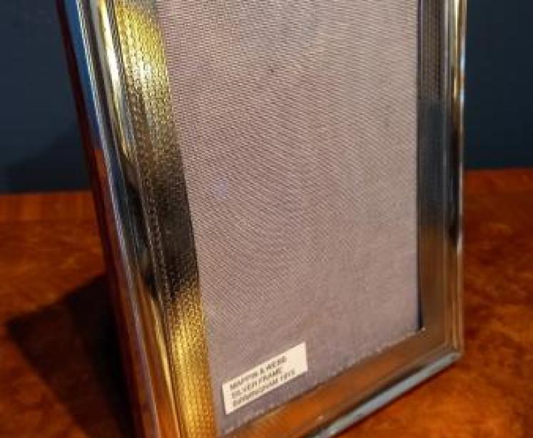 Fine George V Period Silver Engine Turned Photo Frame - Image 7