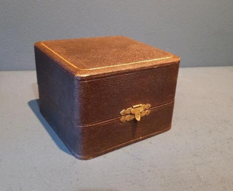 George V Period Silver Christening Mug in Presentation Case - Image 6