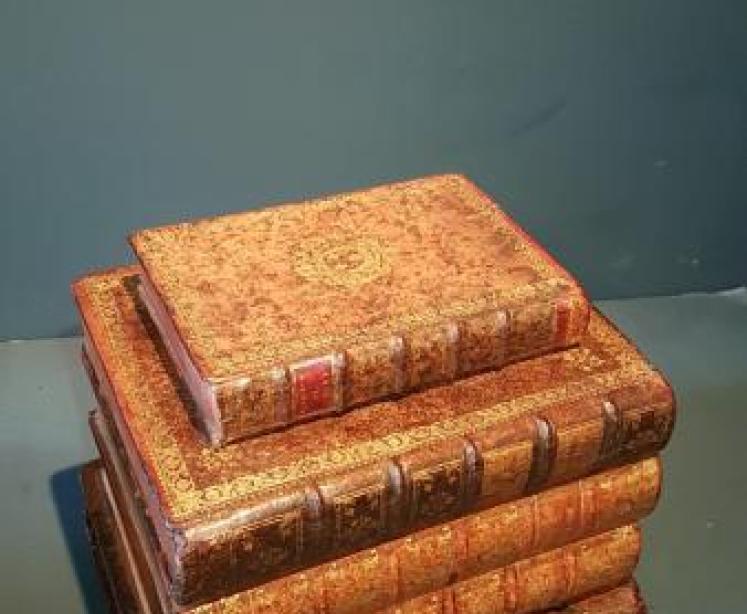 Leather Stack of Books Tantalus Box - Image 3