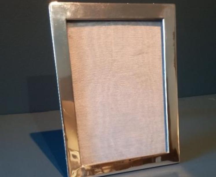 Large George V Period Antique Silver Photo Frame - Image 1