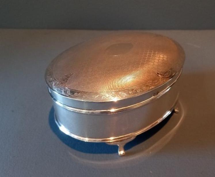 Fine George V Period Silver Engine Turned Jewellery Casket - Image 6