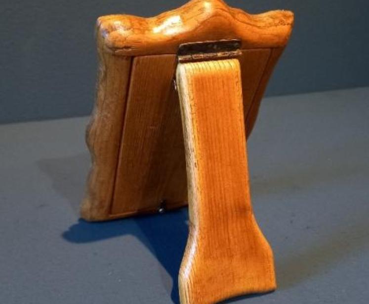 Antique Decorative Shaped Photo Frame - Image 6