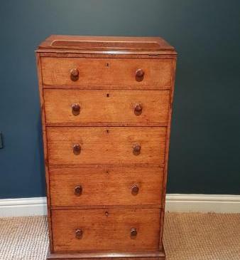Victorian Oak Gillow 5 Drawer Chest