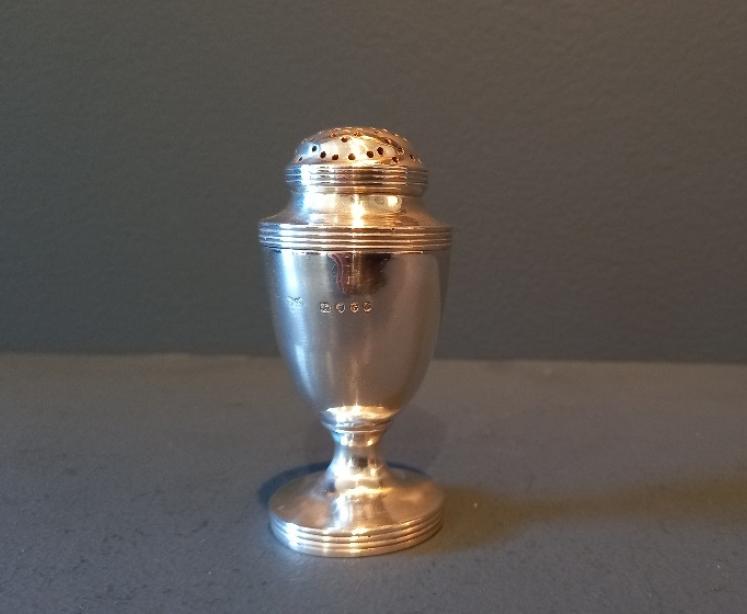 Victorian London Silver Pounce Pot - Image 7