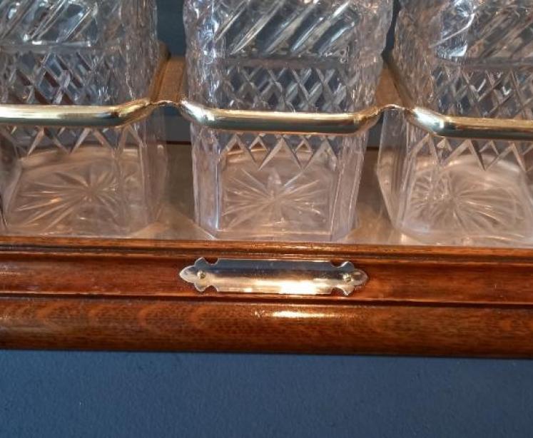 Superb Victorian Three Bottle Tilting Tantalus - Image 2