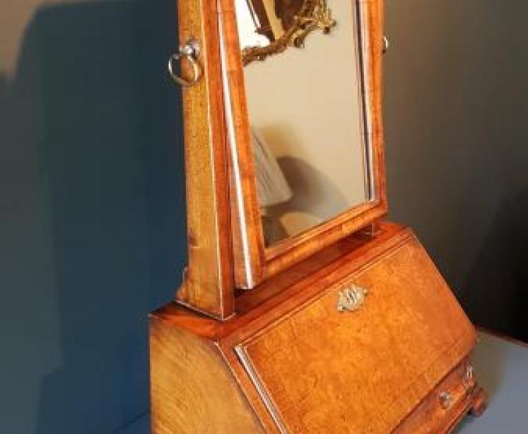 Queen Anne Style Walnut Toilet Mirror - Image 2