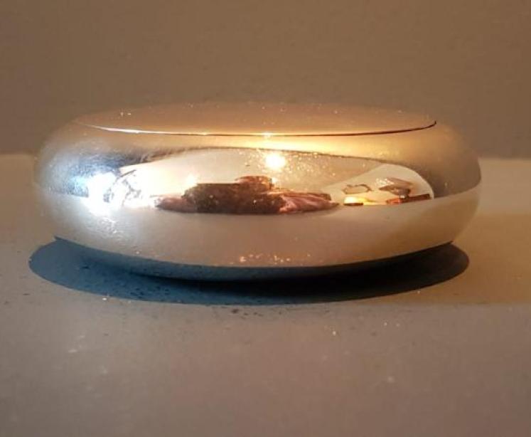 Edwardian Silver Squeeze Tobacco Pebble - Image 6