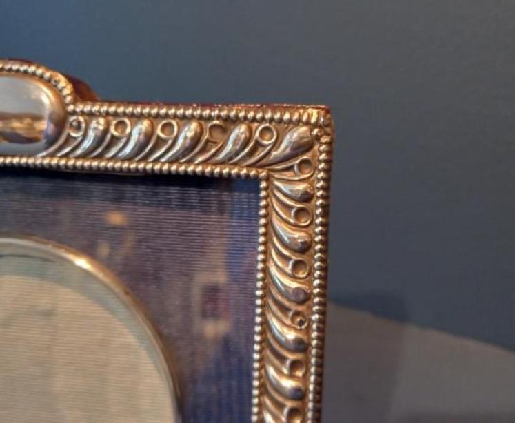 Victorian Silver Square Shaped Photo Frame - Image 5