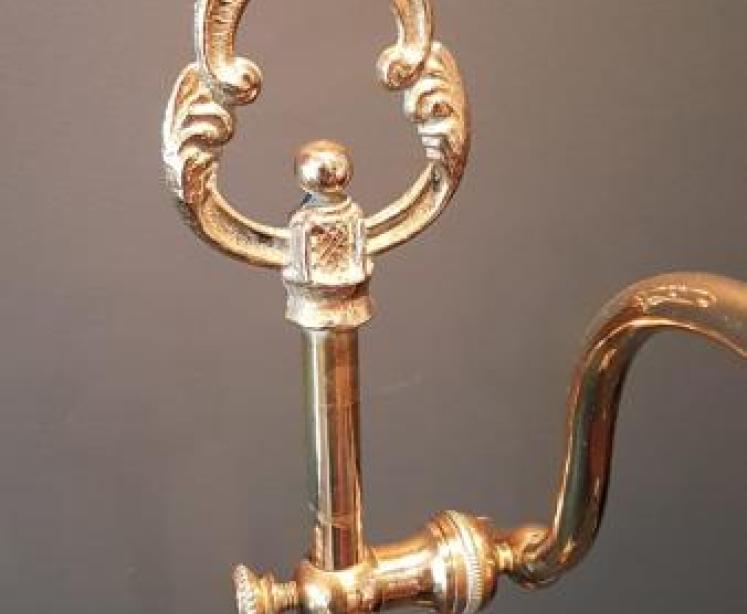 Edwardian Brass Rise and Fall Lamp - Image 3