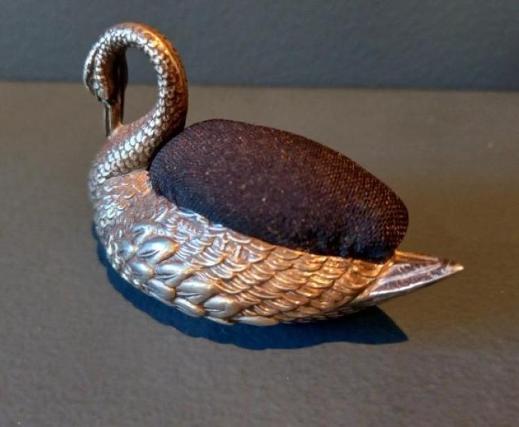 Antique Silver Adie & Lovekin Swan Pin Cushion - Image 4