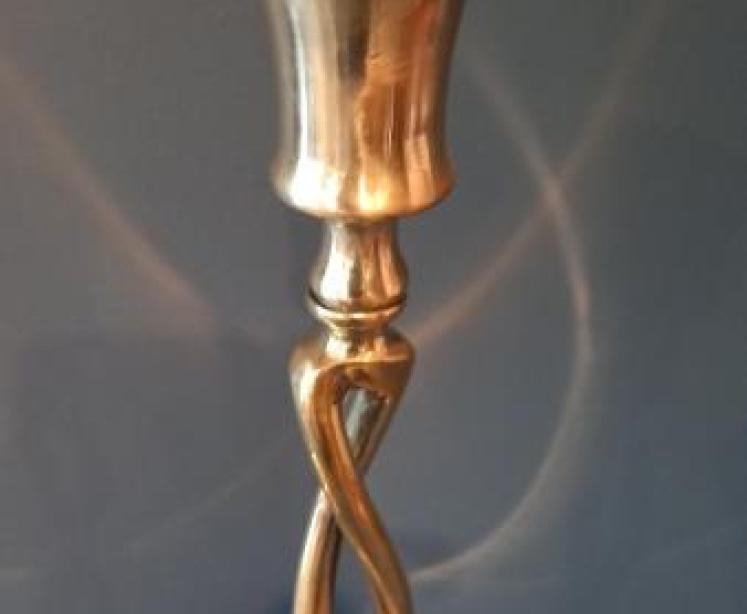 Superb Pair of Early 18th Century Open Twist Candlesticks - Image 2