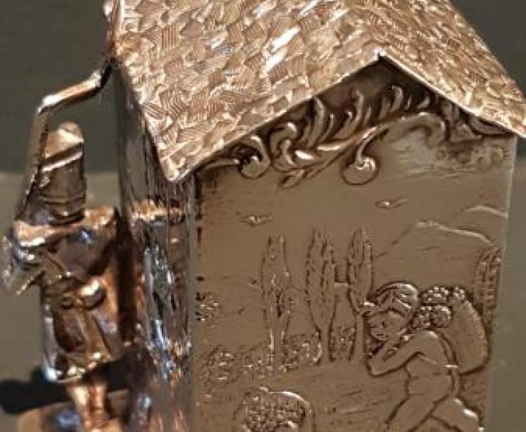 Unusual Victorian Silver Sentry Box - Image 5