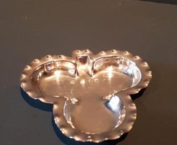 Set of 4 Victorian Silver Bridge Dishes - Image 4