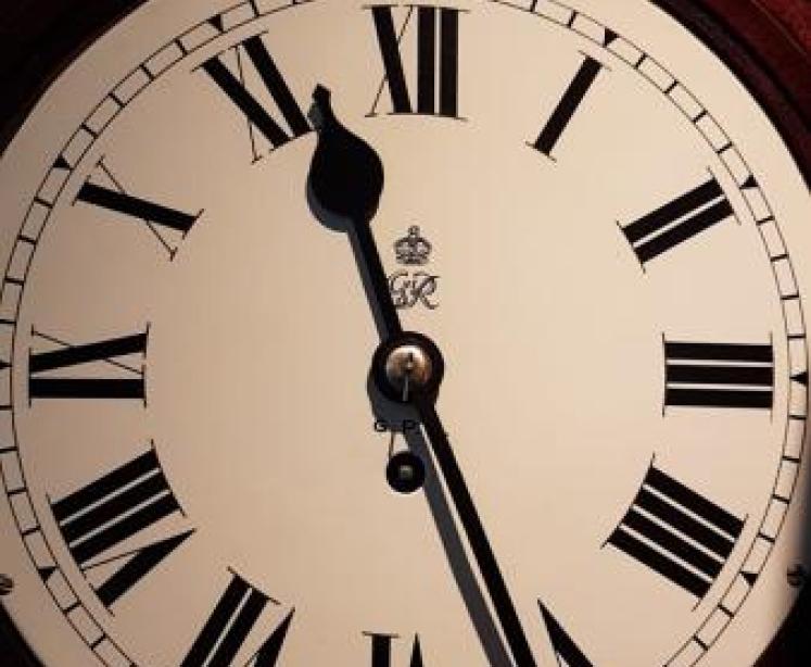 Original G.P.O 10" Fusee Dial Wall Clock - Image 2