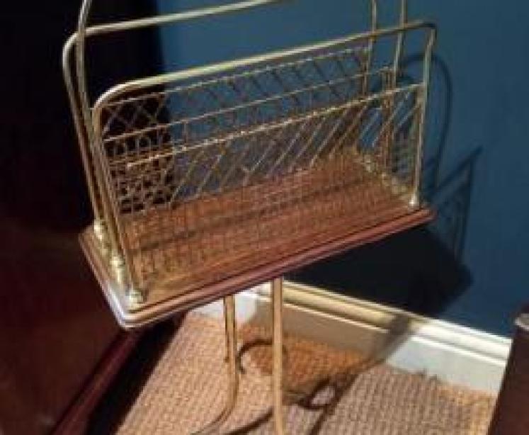 Late Victorian Brass & Oak Revolving Magazine Rack - Image 2