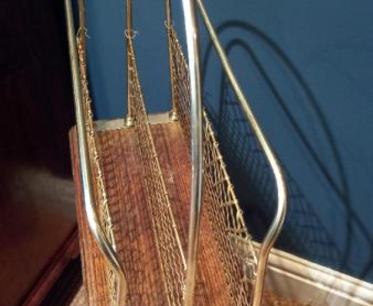 Late Victorian Brass & Oak Revolving Magazine Rack - Image 3