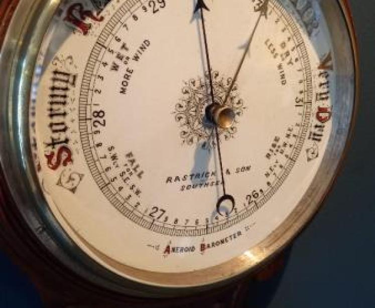 Antique Polished Walnut Banjo Barometer - Image 3