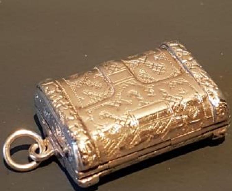 Outstanding Georgian Silver Vinaigrette - Image 1