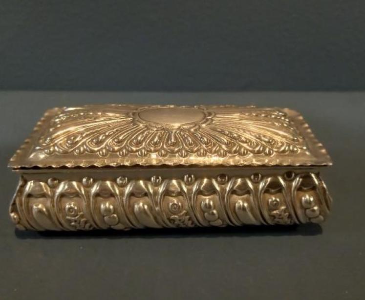 Victorian Silver Decorative Surround Table Box - Image 2