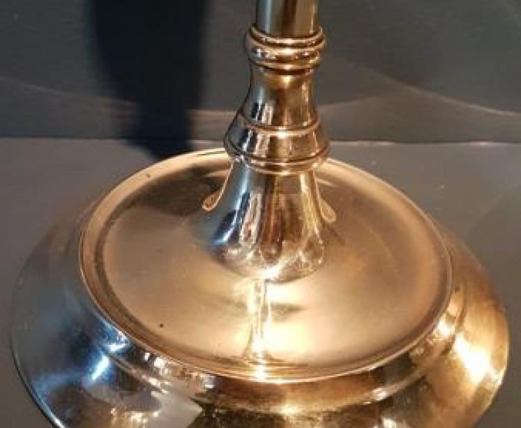 Pair of Victorian Brass Slim Stem Candlesticks - Image 5