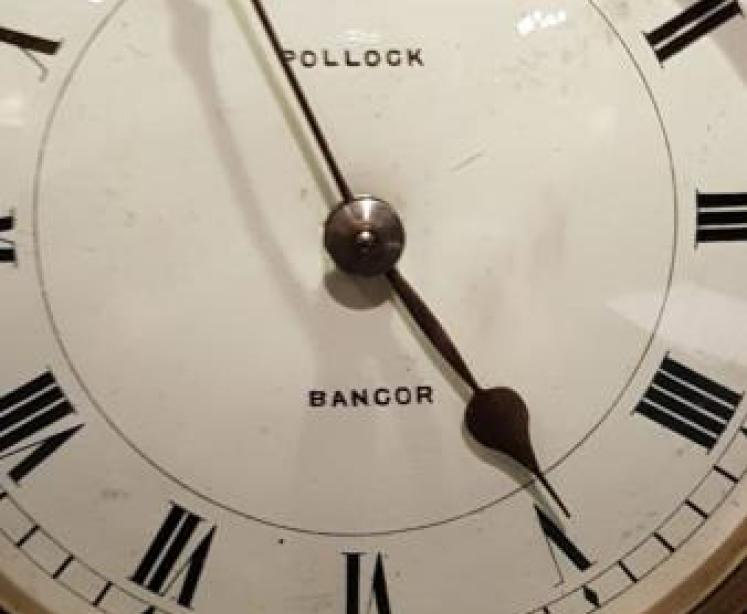 Impressive Inlaid Oak Mantel Clock - Image 3