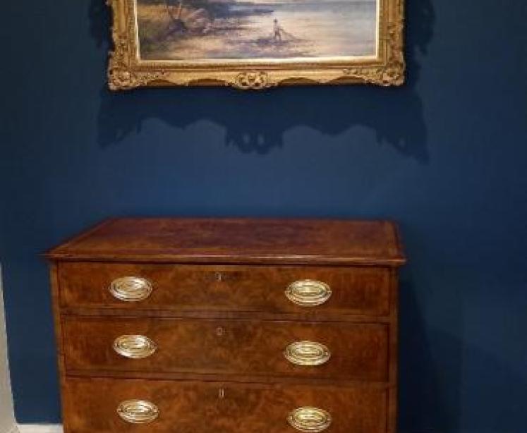 Fine George III Period Burr Walnut Chest of Drawers - Image 7