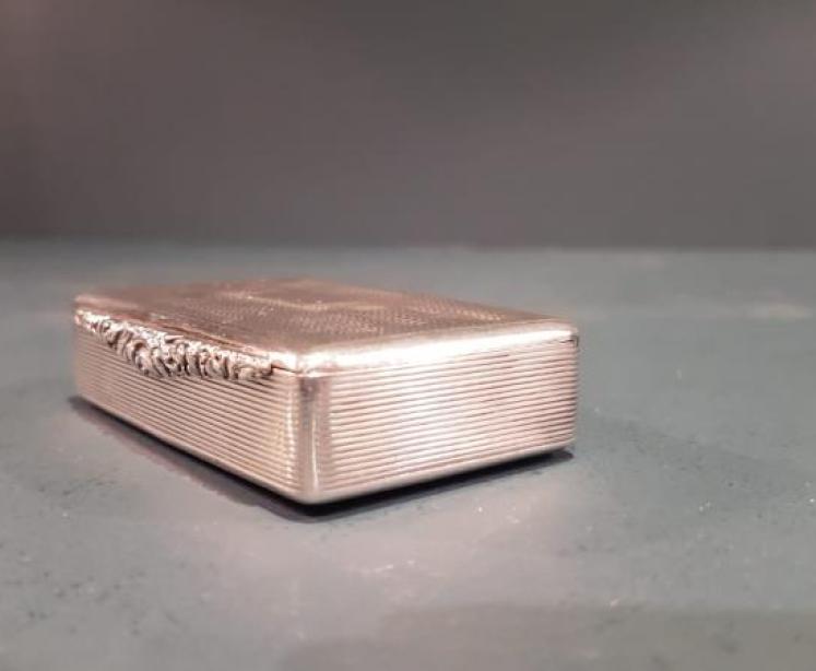 Superb Silver Table Snuff Box - Image 6