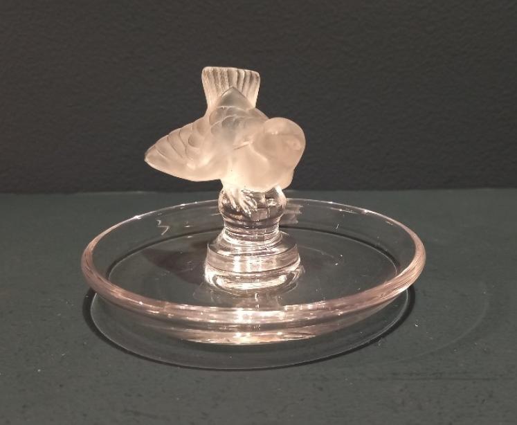 Lalique Opalescent Bird Ring Tray - Image 4