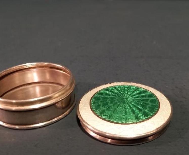 Antique Silver & Emerald Green Enamel Trinket Box - Image 3