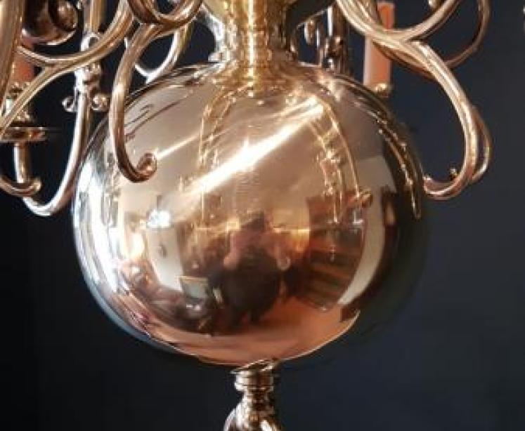 Edwardian Brass Six Arm Chandelier  - Image 4