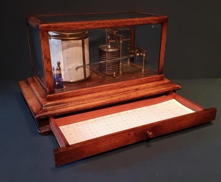 Antique Oak Barograph - Image 5