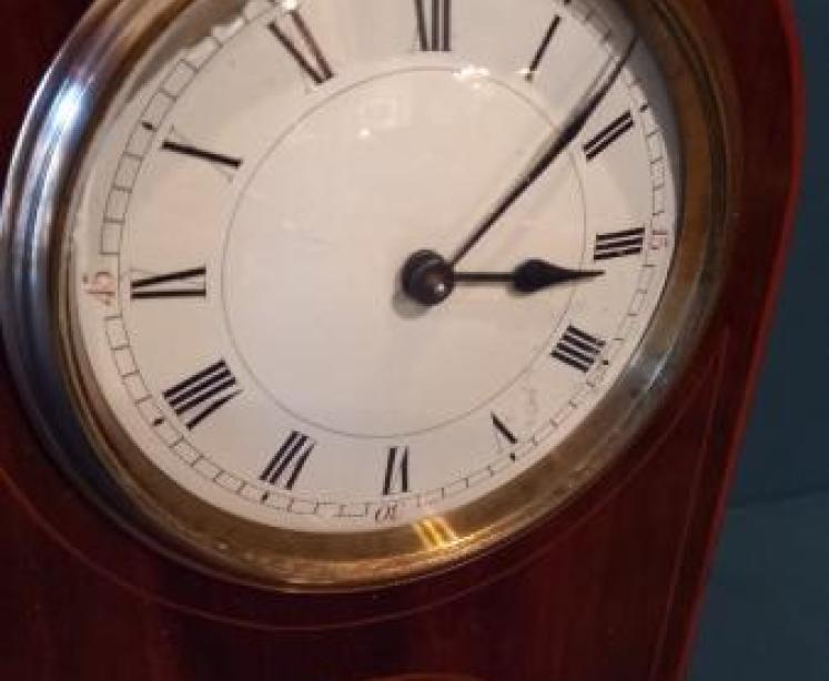 Antique Sheraton Inlaid Arched Top Mantel Clock - Image 3