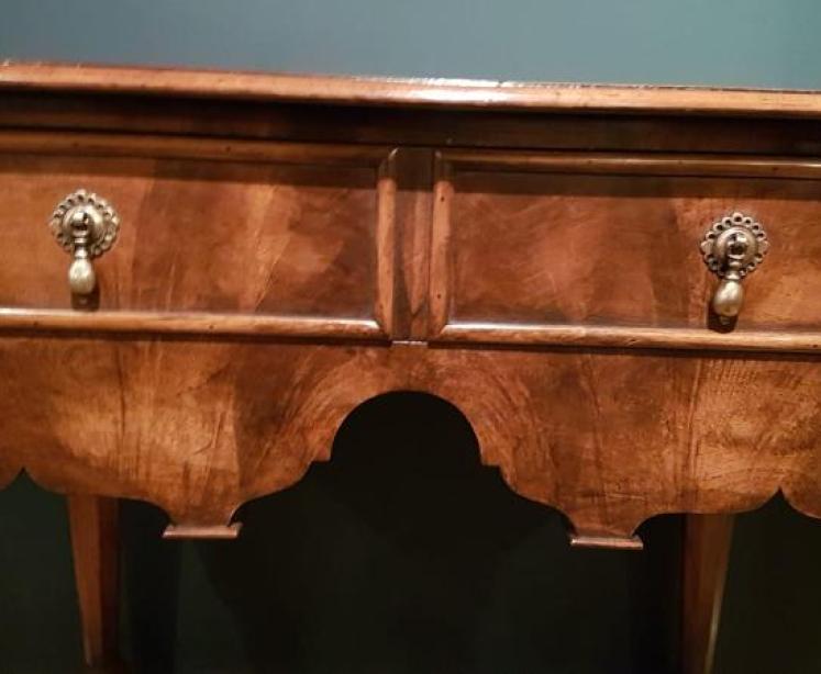 William and Mary Style Walnut Side Table - Image 5