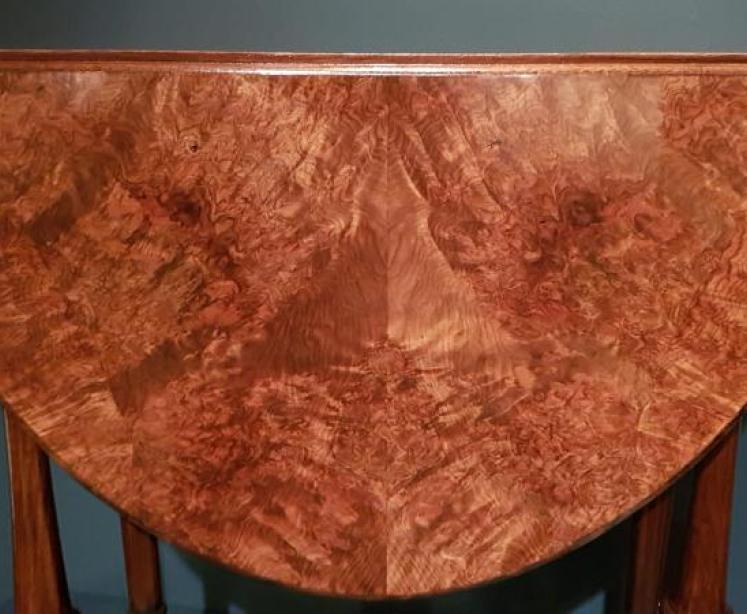 Quality Victorian Burr Walnut Sutherland Table - Image 7