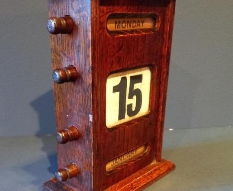 Late Victorian Perpetual Desk Calendar - Image 3