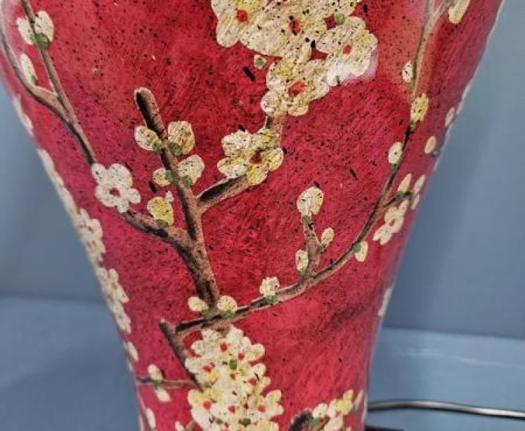 Red Porcelain Jasmine Lamp and Shade - Image 4
