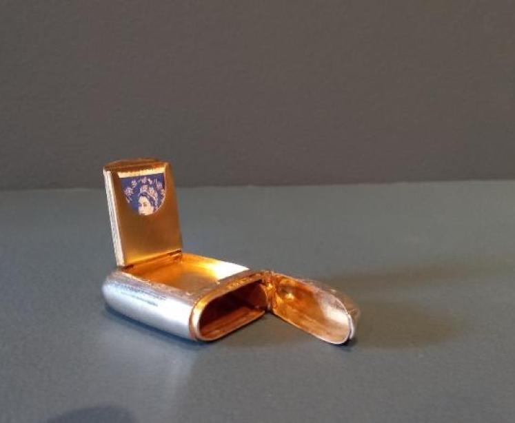 Edwardian Silver Engraved Stamp & Vesta Case - Image 7