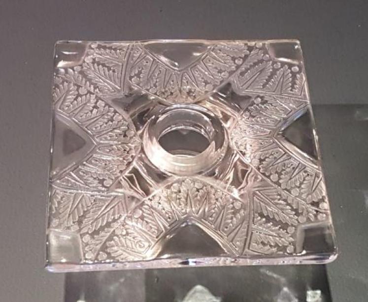 Pair of Lalique Chantily Pattern Candlesticks - Image 4