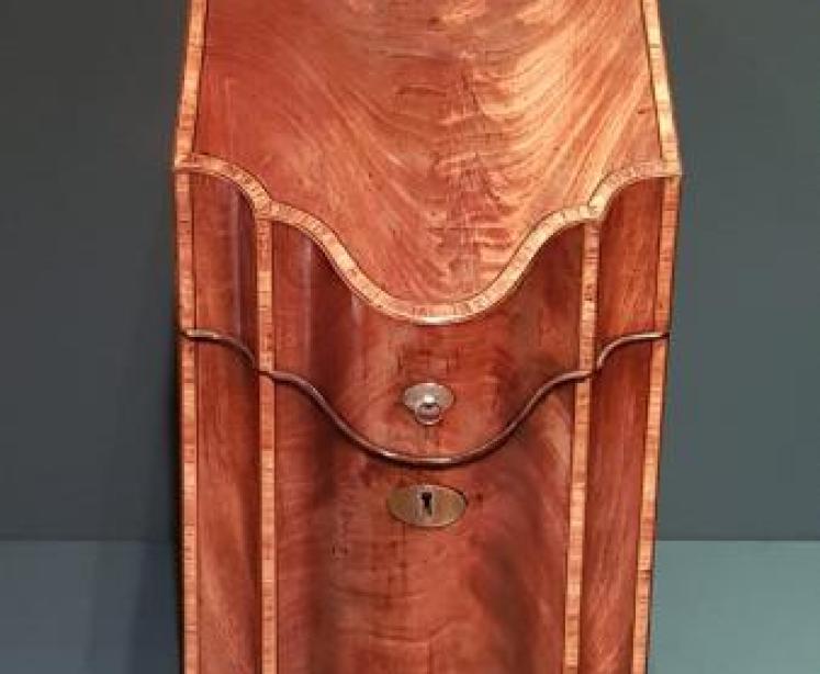 George III Mahogany Knife Box - Image 1