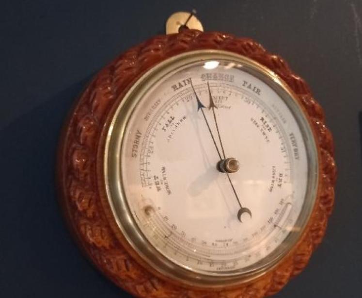 Mid Victorian Polished Oak Ship's Barometer - Image 2