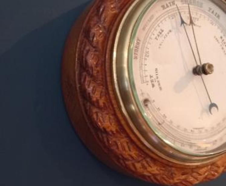 Mid Victorian Polished Oak Ship's Barometer - Image 3