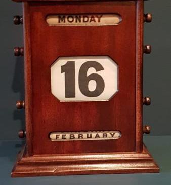 Edwardian Mahogany Perpetual Desk Calendar