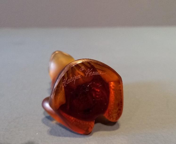 Lalique Amber Opalescent Sitting Frog - Image 4