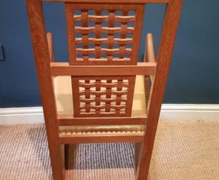 Thompson's of Kilburn Mouseman Rocking Chair  - Image 3