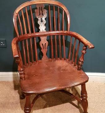 Superb Yew Wood Windsor Chair 